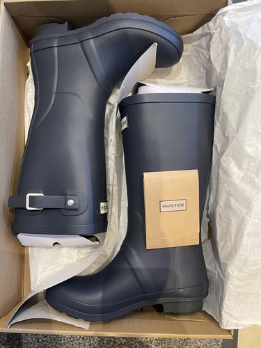 Brand new hunter - brand,