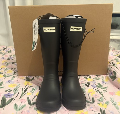 Brand new hunter - new,