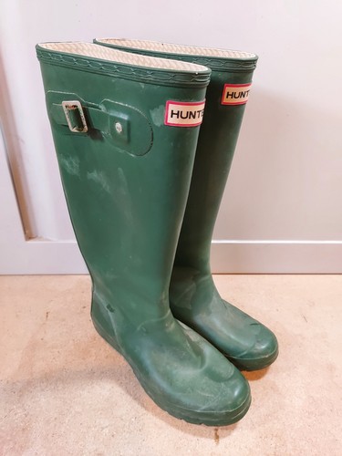 Green size hunter wellies - 4,