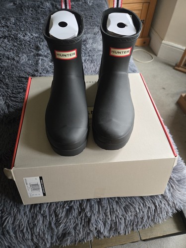 Brand new hunters - hunters, boots