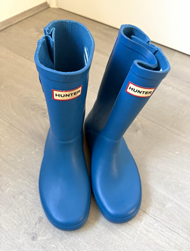 Waterproof hunter wellies size